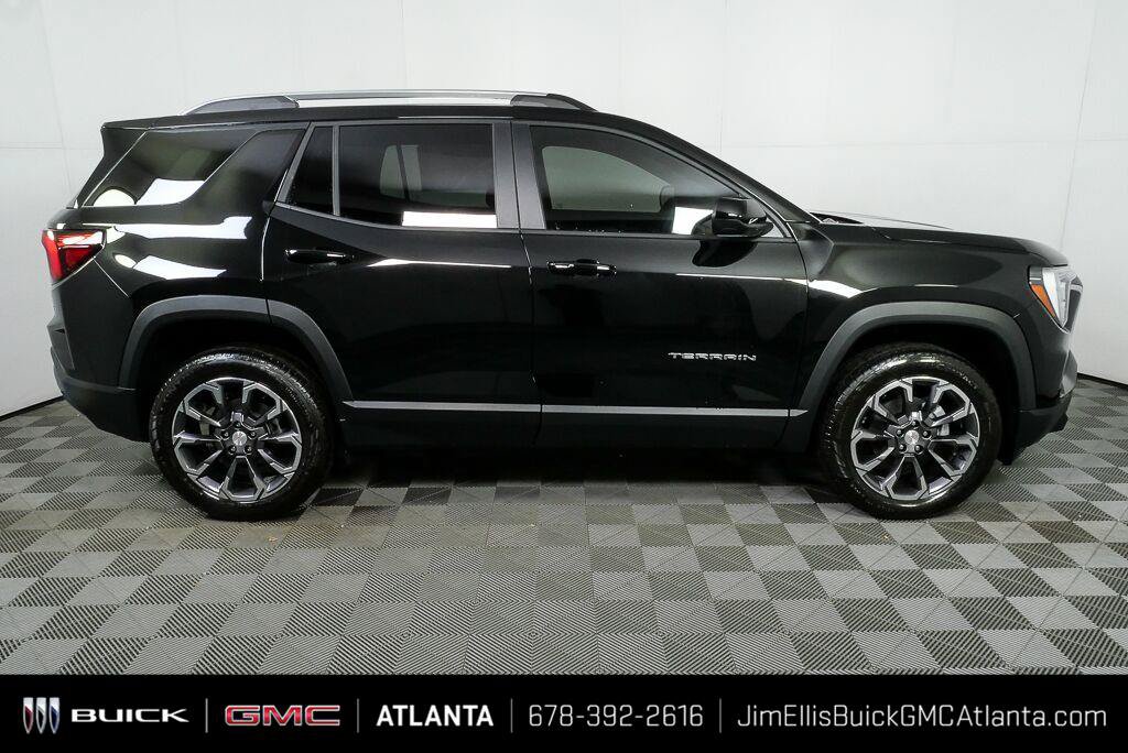 Used 2026 GMC Terrain Elevation w/ Elevation Premium Package FWD image 25
