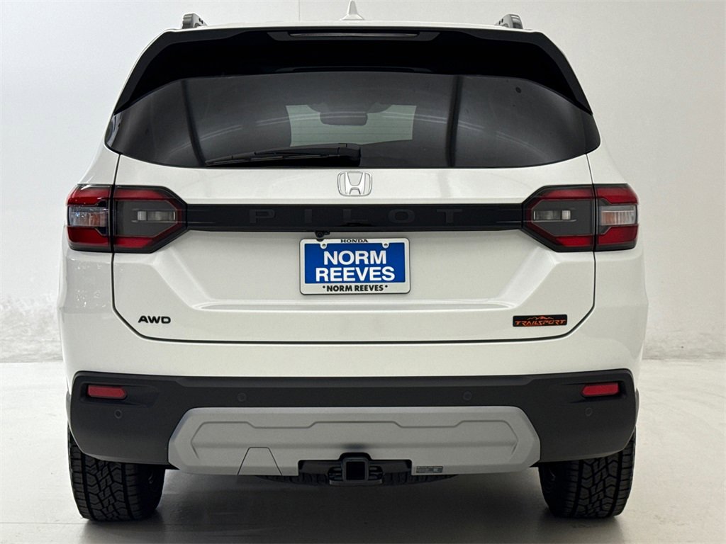 New 2025 Honda Pilot TrailSport image 9