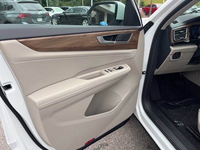 New 2026 Volkswagen Atlas SE image 5
