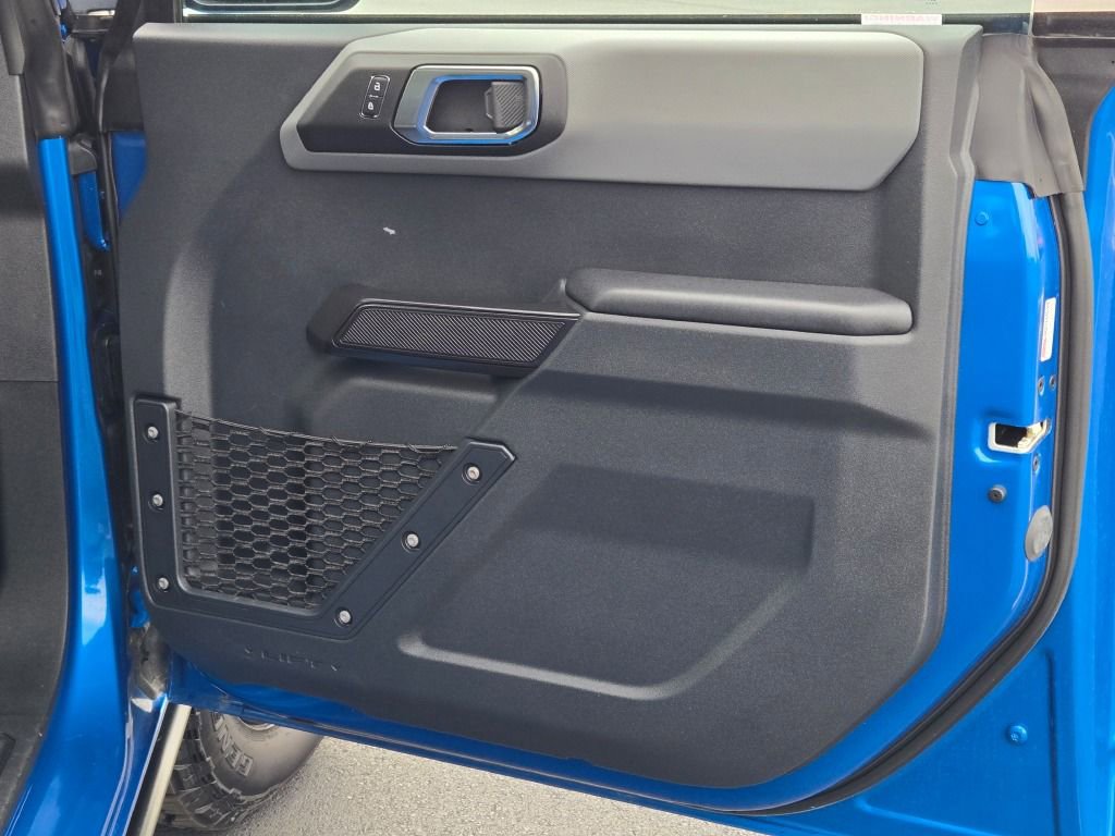 Used 2024 Ford Bronco Black Diamond image 5