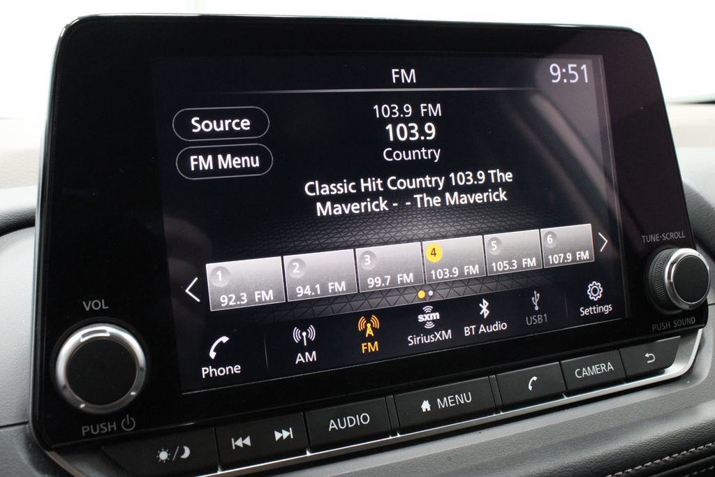 Certified 2023 Nissan Rogue SV FWD image 2