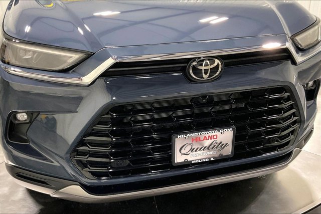Certified 2026 Toyota Grand Highlander Platinum image 31