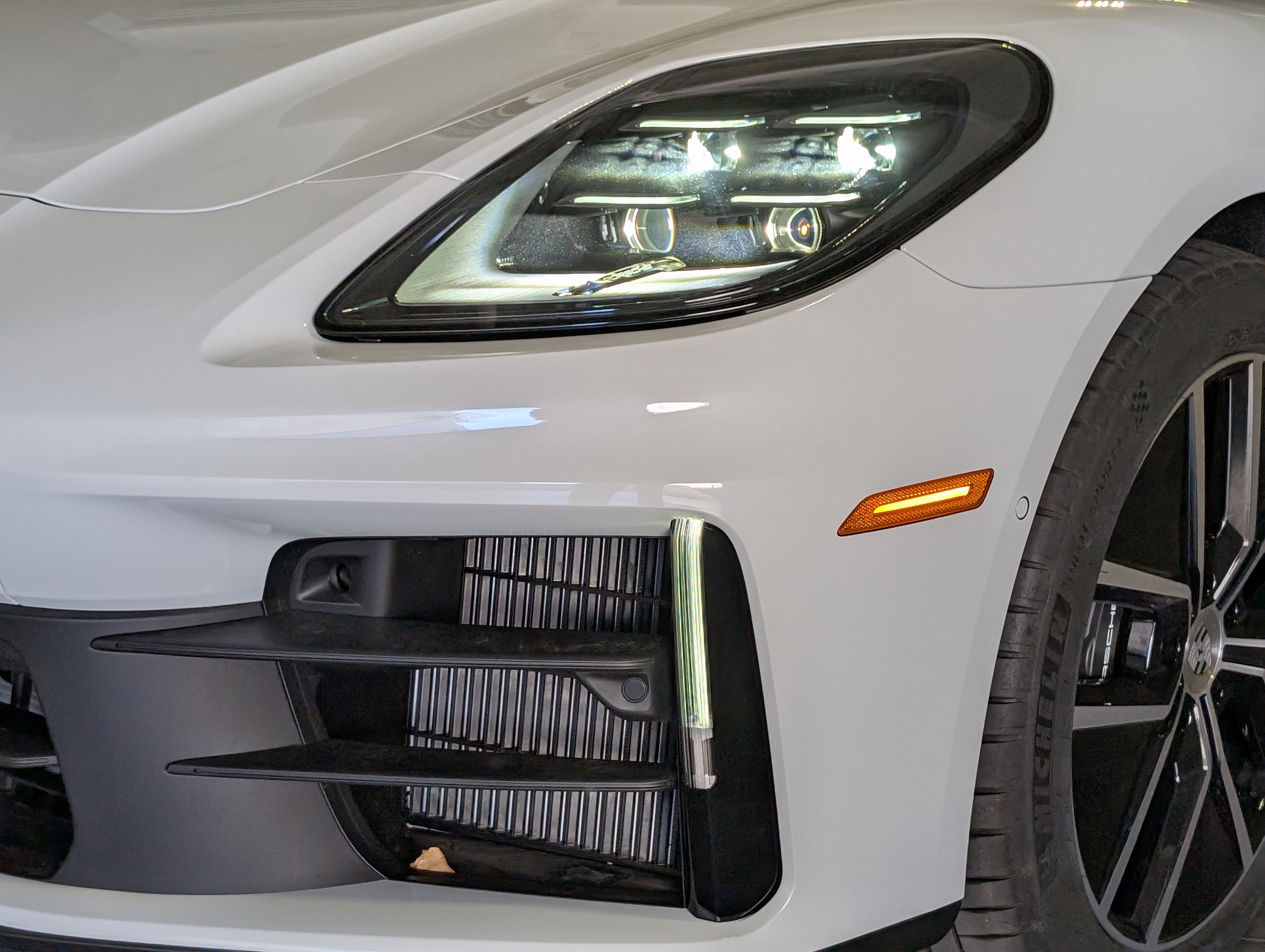 New 2026 Porsche Panamera image 13