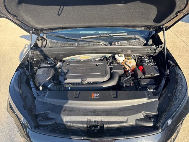 Used 2025 Buick Envision Sport Touring image 9