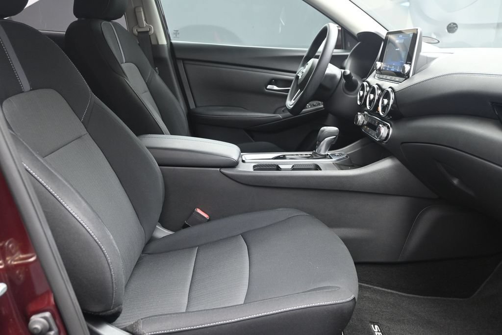Used 2024 Nissan Sentra SV FWD image 35