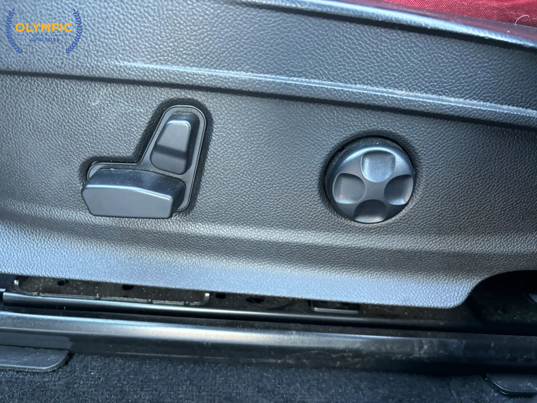 Used 2020 Alfa Romeo Stelvio w/ Nero Edizione image 32