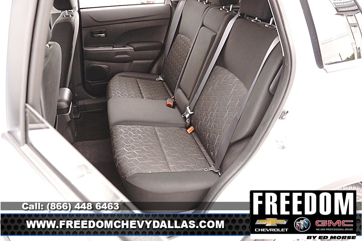 Used 2025 Mitsubishi Outlander Sport AWD image 10