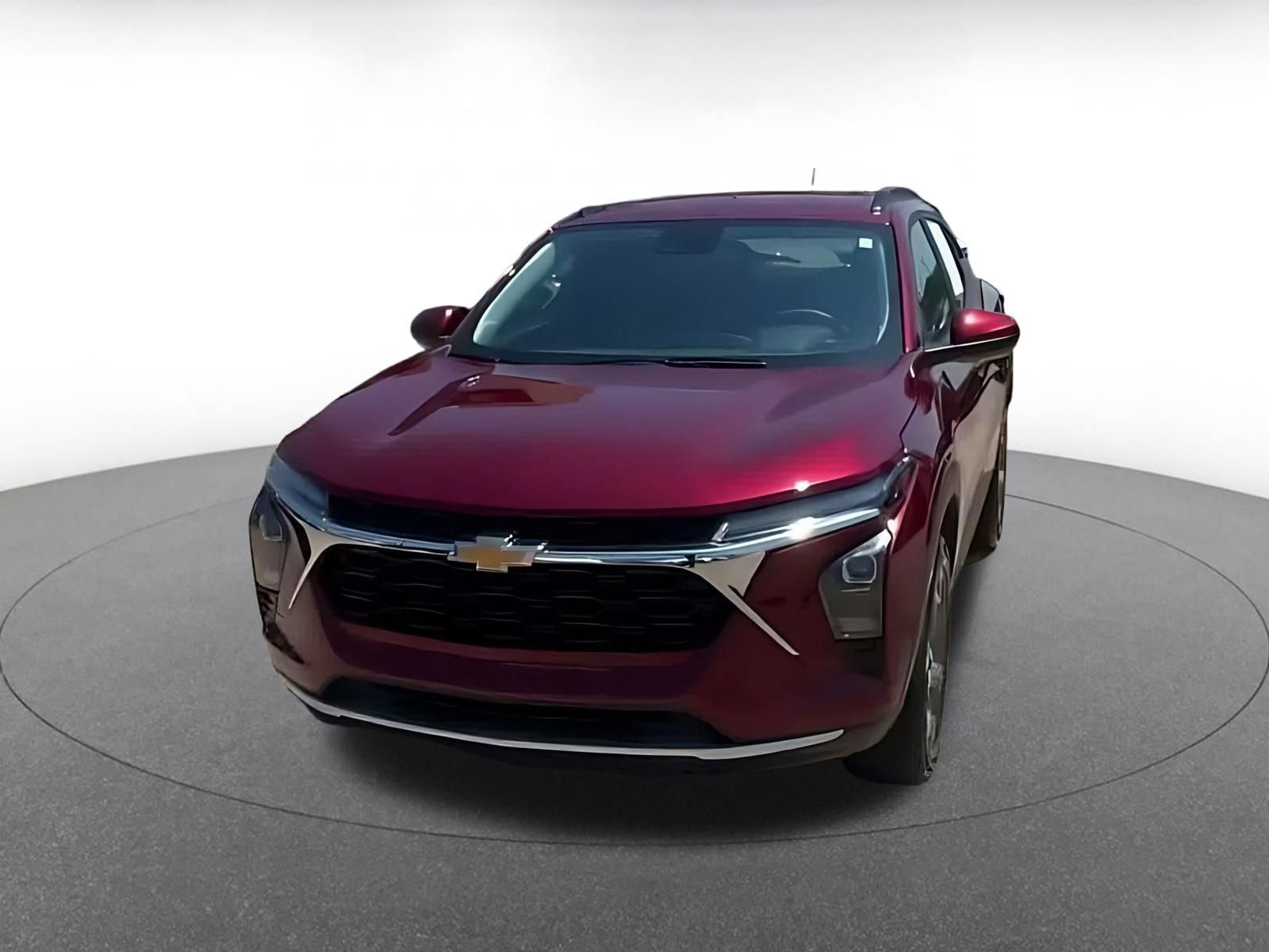 Used 2025 Chevrolet Trax LT FWD image 10