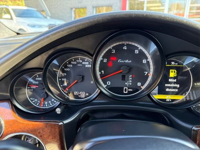 Used 2014 Porsche Panamera Turbo image 28