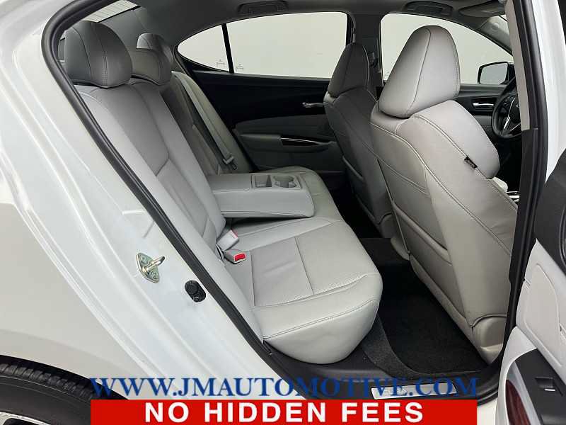 Used 2017 Acura TLX w/ Technology Package FWD image 18