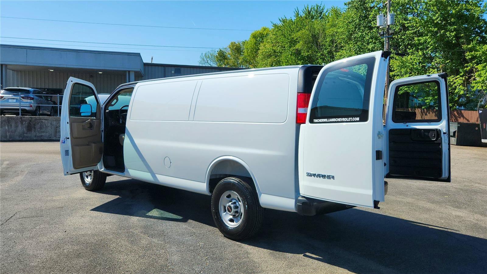 New 2026 GMC Savana 2500 Extended RWD image 7