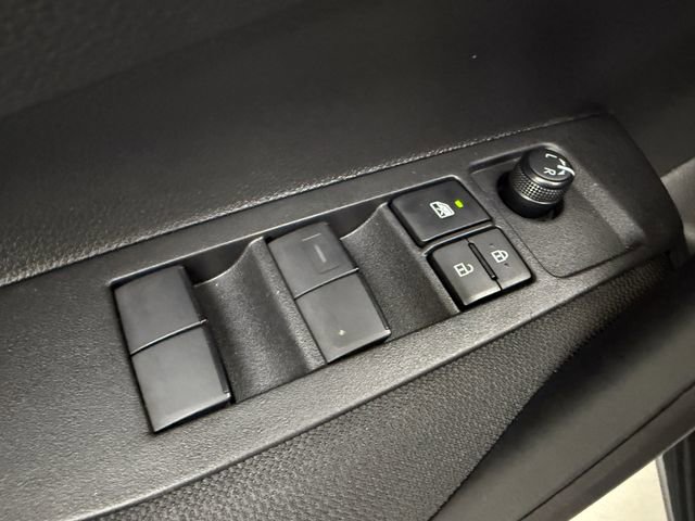 Used 2026 Toyota Corolla SE image 28