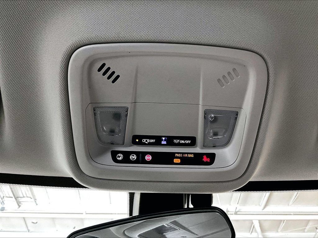 Used 2019 Chevrolet Traverse LS AWD/4WD image 23