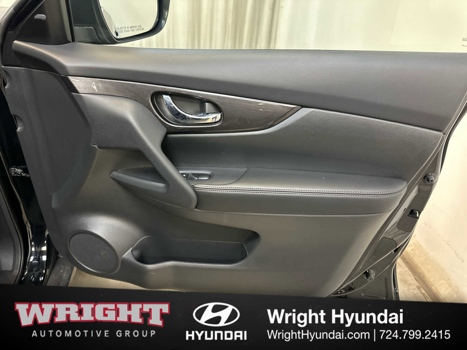 Used 2019 Nissan Rogue S w/ Special Edition Package image 17