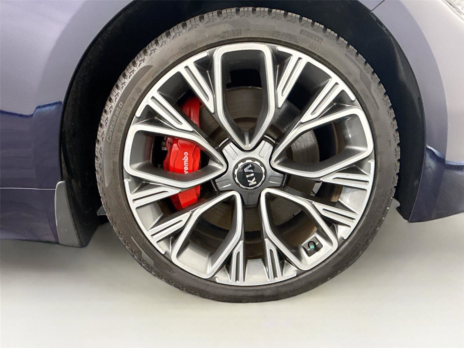 Used 2020 Kia Stinger GT image 35