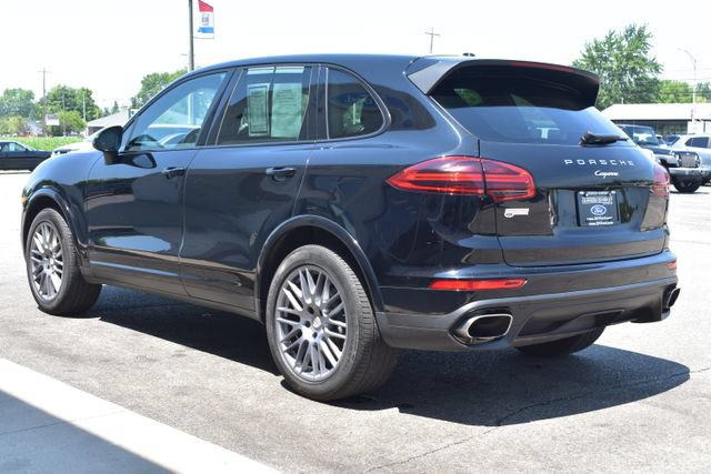 Used 2017 Porsche Cayenne Platinum Edition AWD/4WD image 15