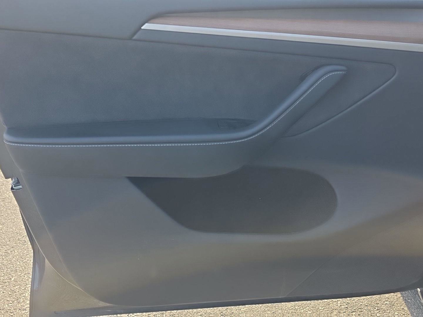 Used 2024 Tesla Model Y Long Range image 10