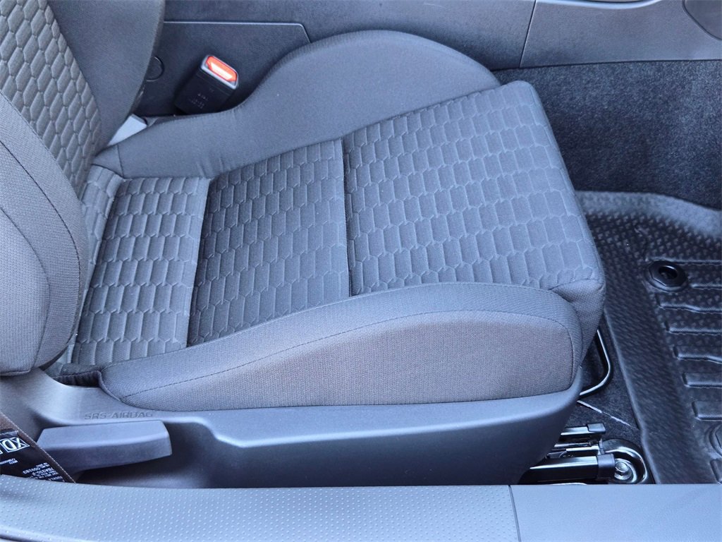 Used 2025 Toyota GR86 image 21