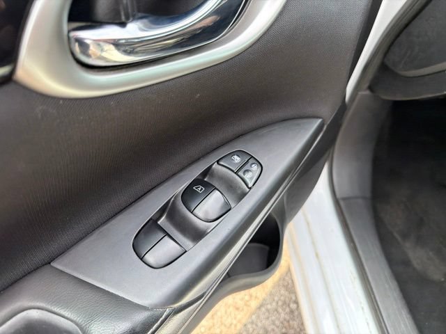 Used 2019 Nissan Sentra SV FWD image 12