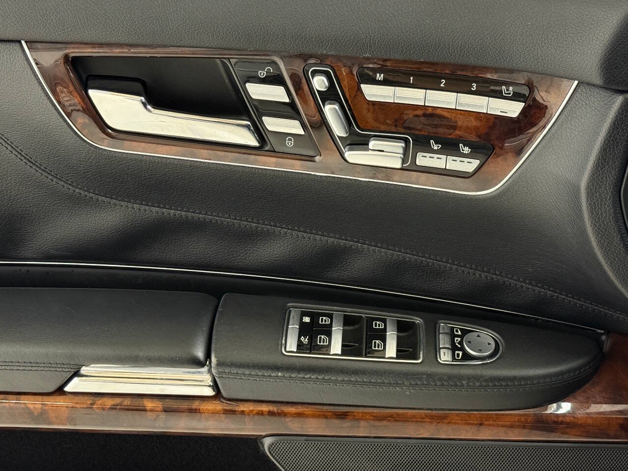 Used 2013 Mercedes-Benz CL 550 4MATIC w/ Sport Pkg image 65