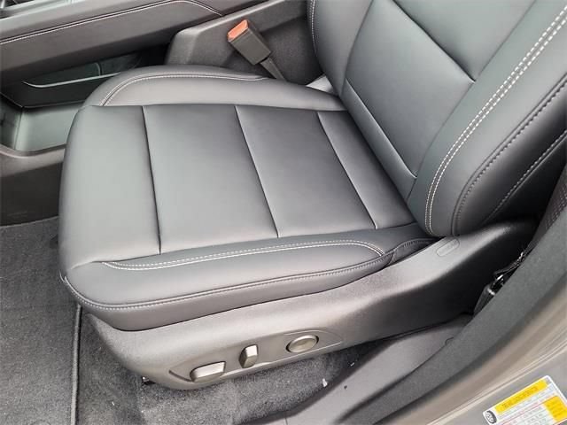 New 2026 GMC Acadia Elevation w/ Super Cruise Package FWD image 15