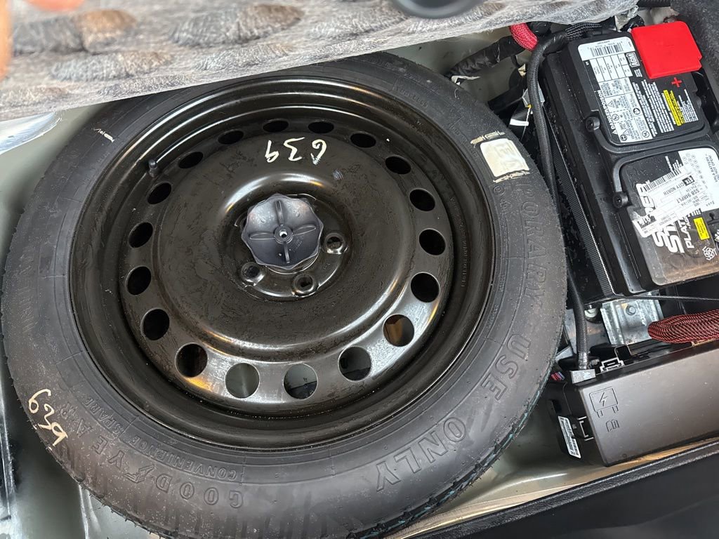 Used 2022 Chrysler 300 S w/ Safetytec Plus Group image 44