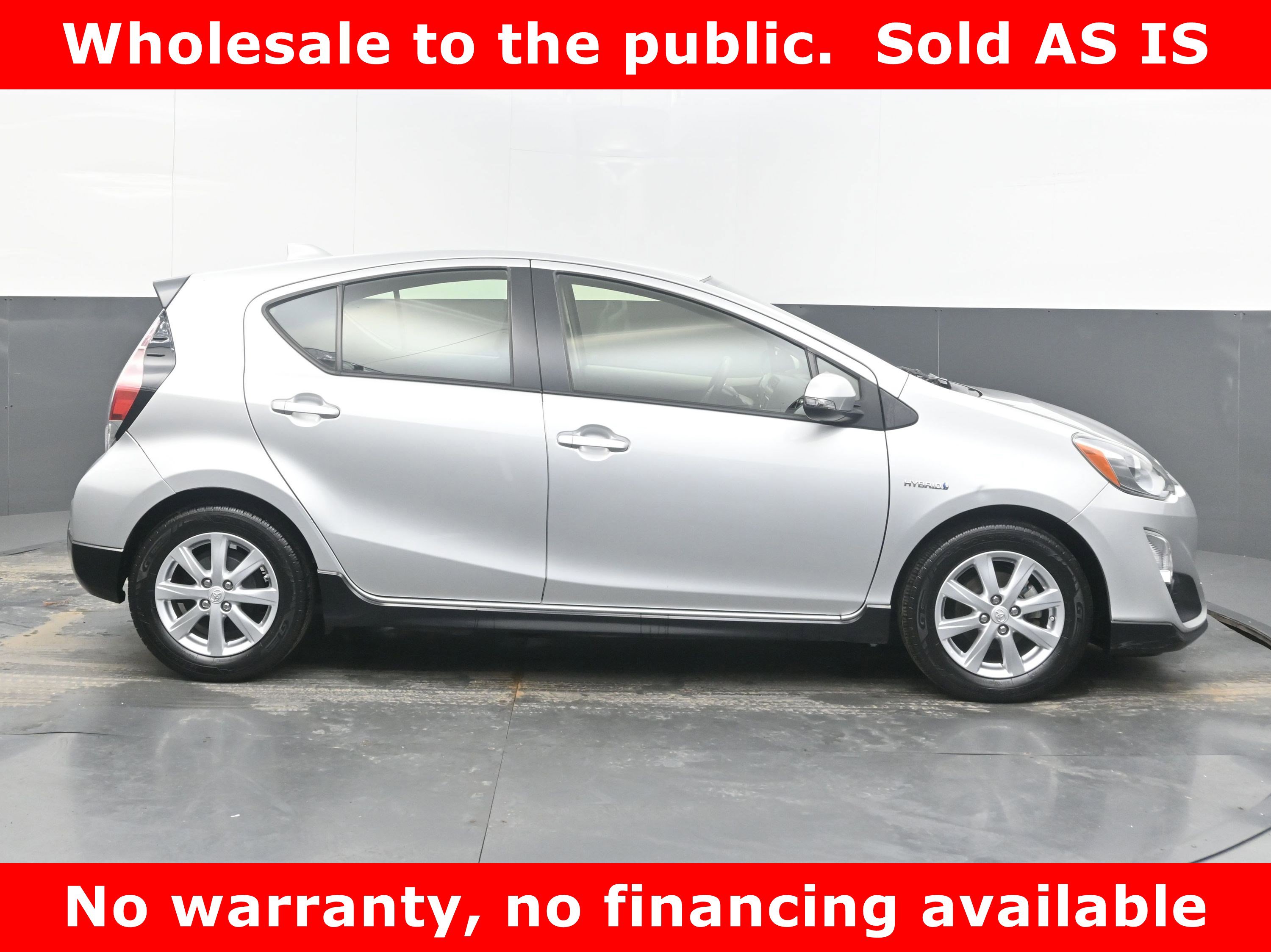 Used 2017 Toyota Prius C Two image 8