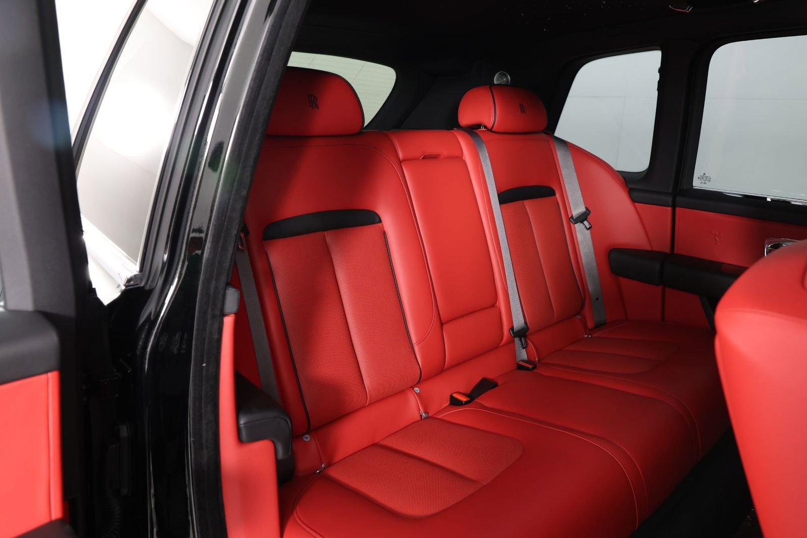 New 2026 Rolls-Royce Cullinan AWD/4WD image 36