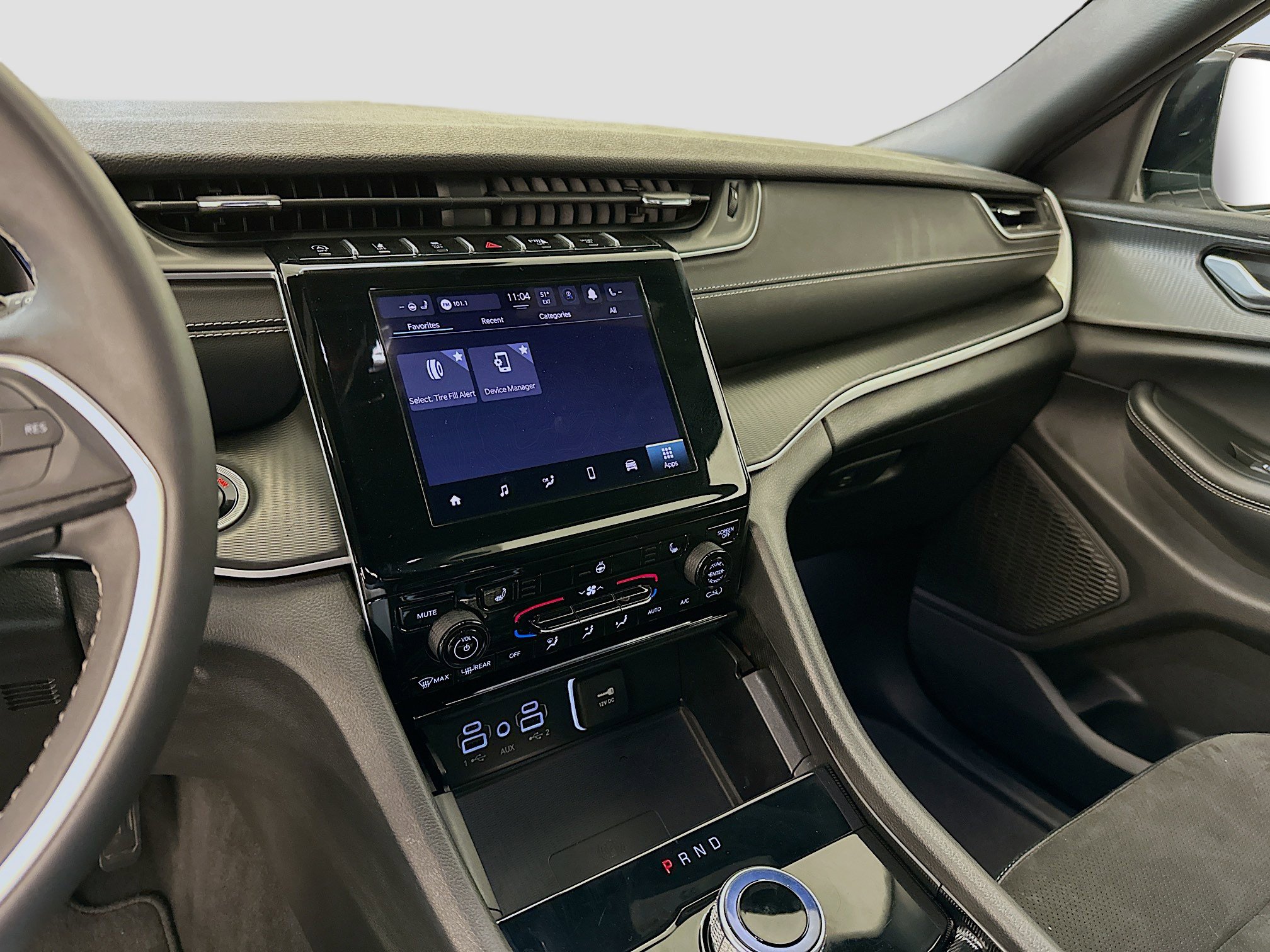 Used 2024 Jeep Grand Cherokee L Laredo image 25