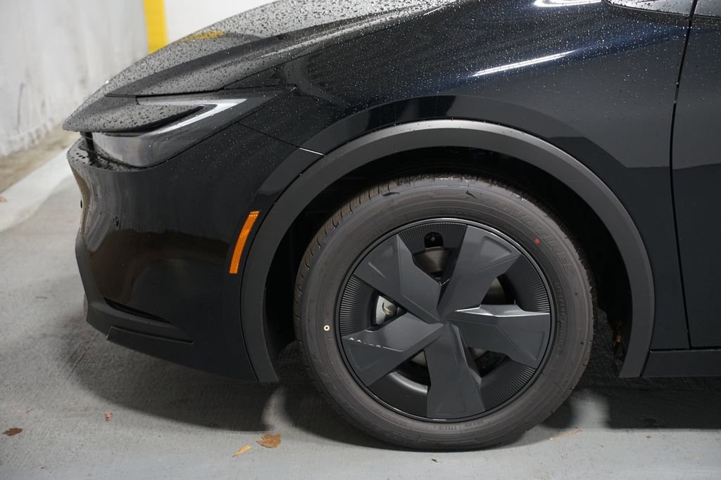 New 2026 Toyota Prius LE image 5