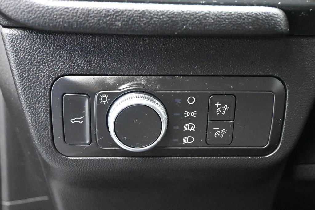 Certified 2022 Ford Escape SE w/ Convenience Package FWD image 11