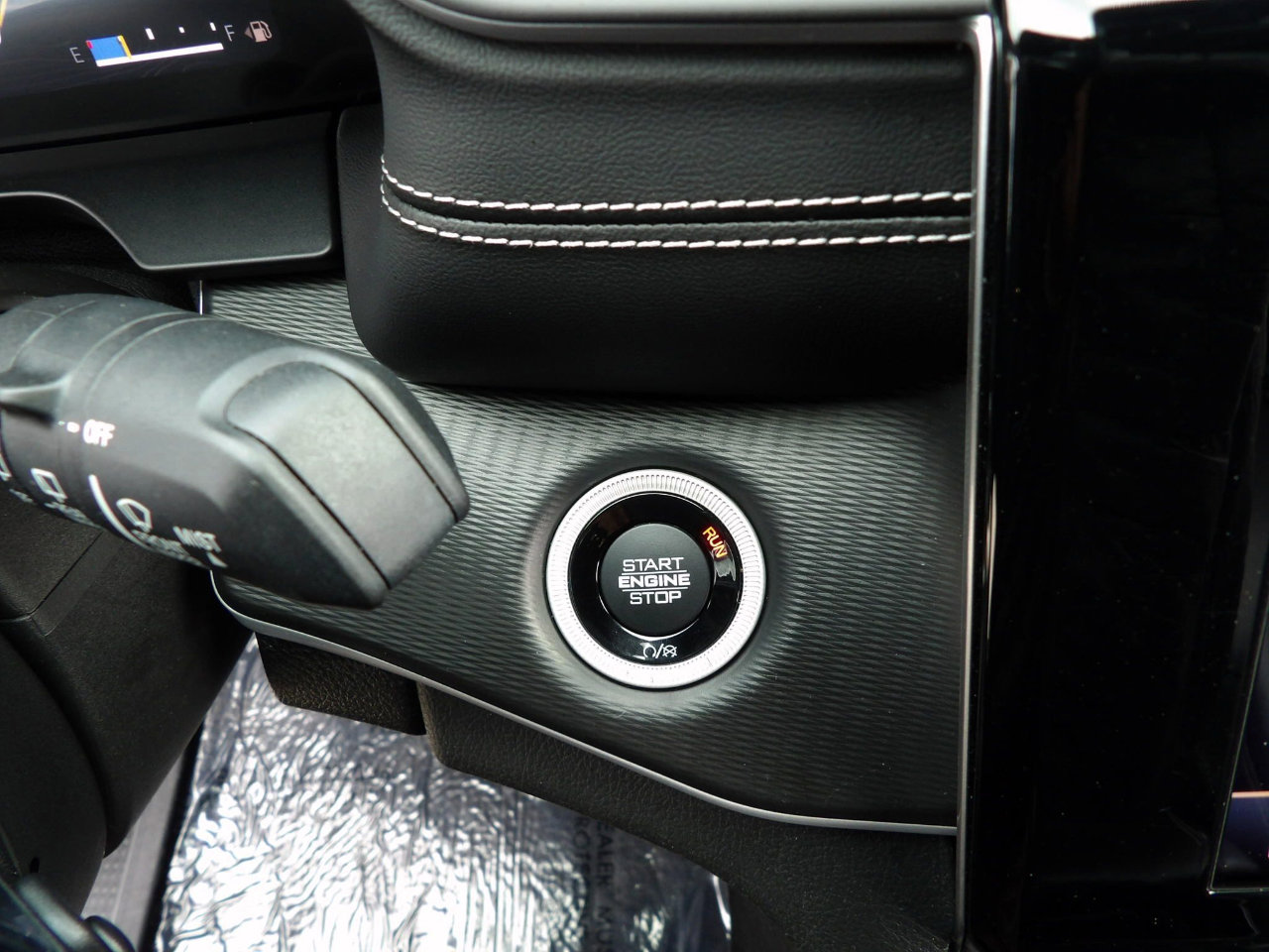 Used 2023 Jeep Grand Cherokee L Laredo image 26