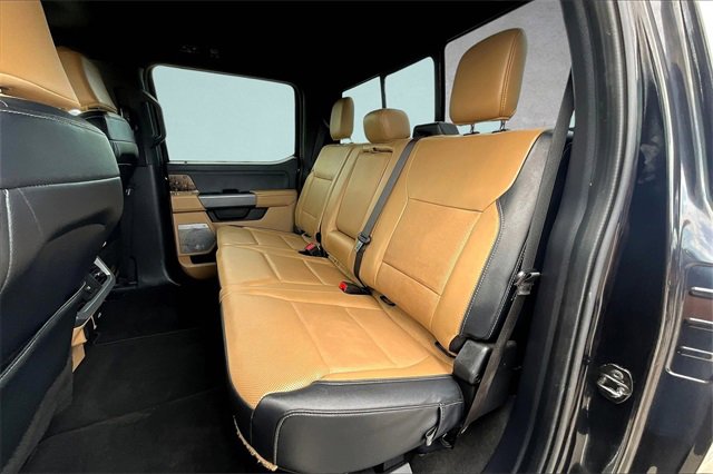 Used 2024 Ford F250 Lariat w/ Chrome Package image 25