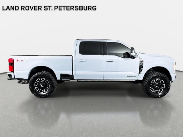 Used 2025 Ford F250 Platinum w/ FX4 Off-Road Package image 4