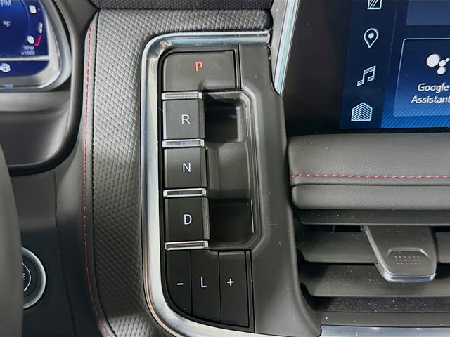 Used 2024 Chevrolet Tahoe RST w/ RST Performance Edition image 18