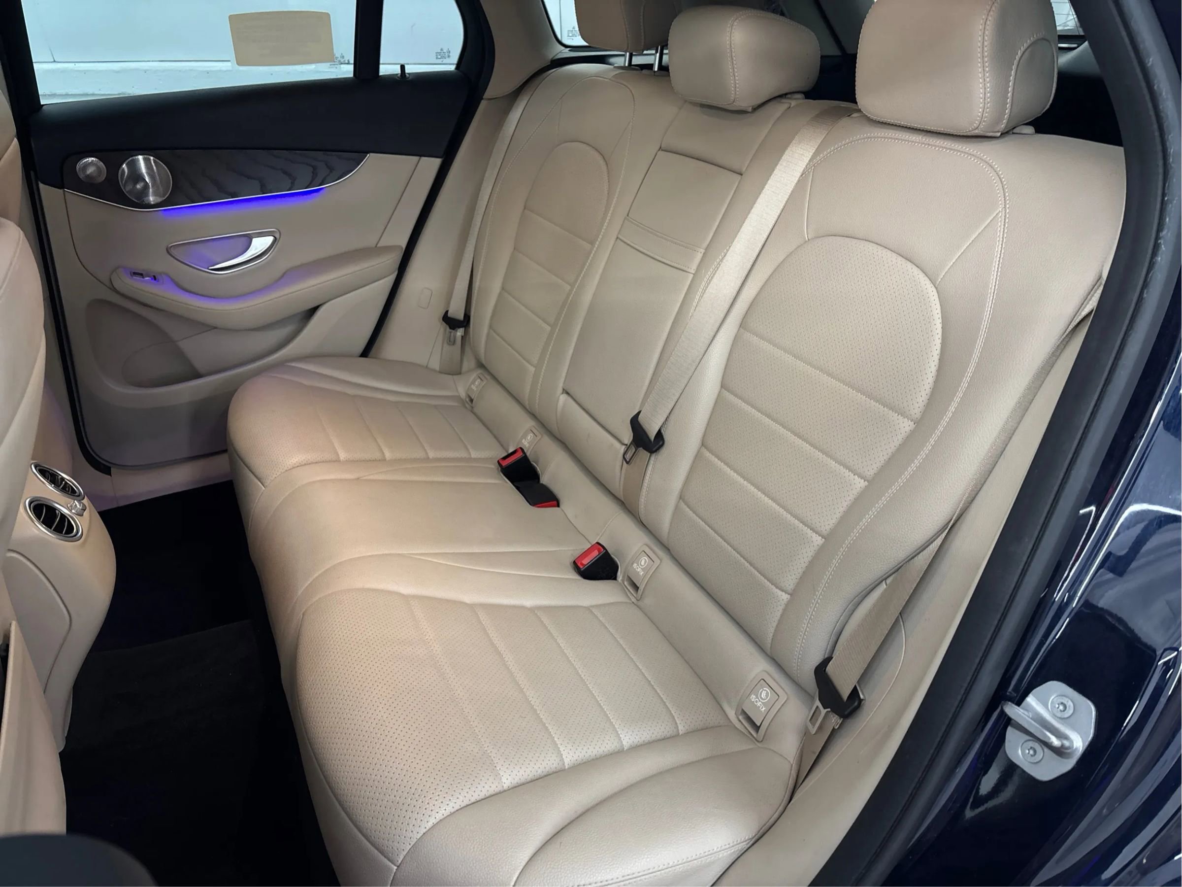 Used 2020 Mercedes-Benz GLC 300 4MATIC image 14