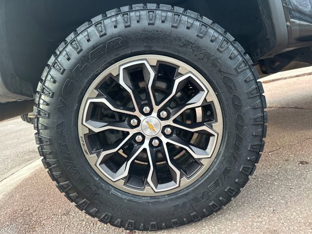 Used 2022 Chevrolet Colorado ZR2 image 32