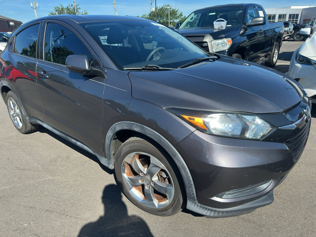 Used 2017 Honda HR-V LX image 7