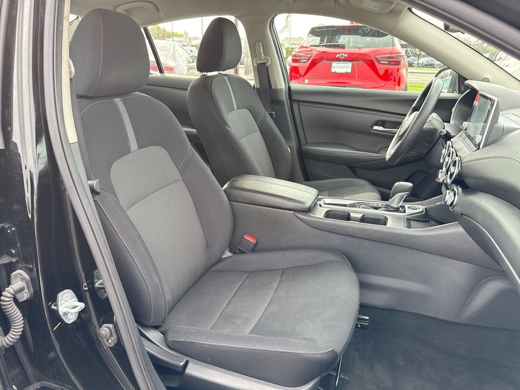 Used 2024 Nissan Sentra SV FWD image 24