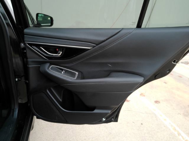 Used 2020 Subaru Outback Limited image 24