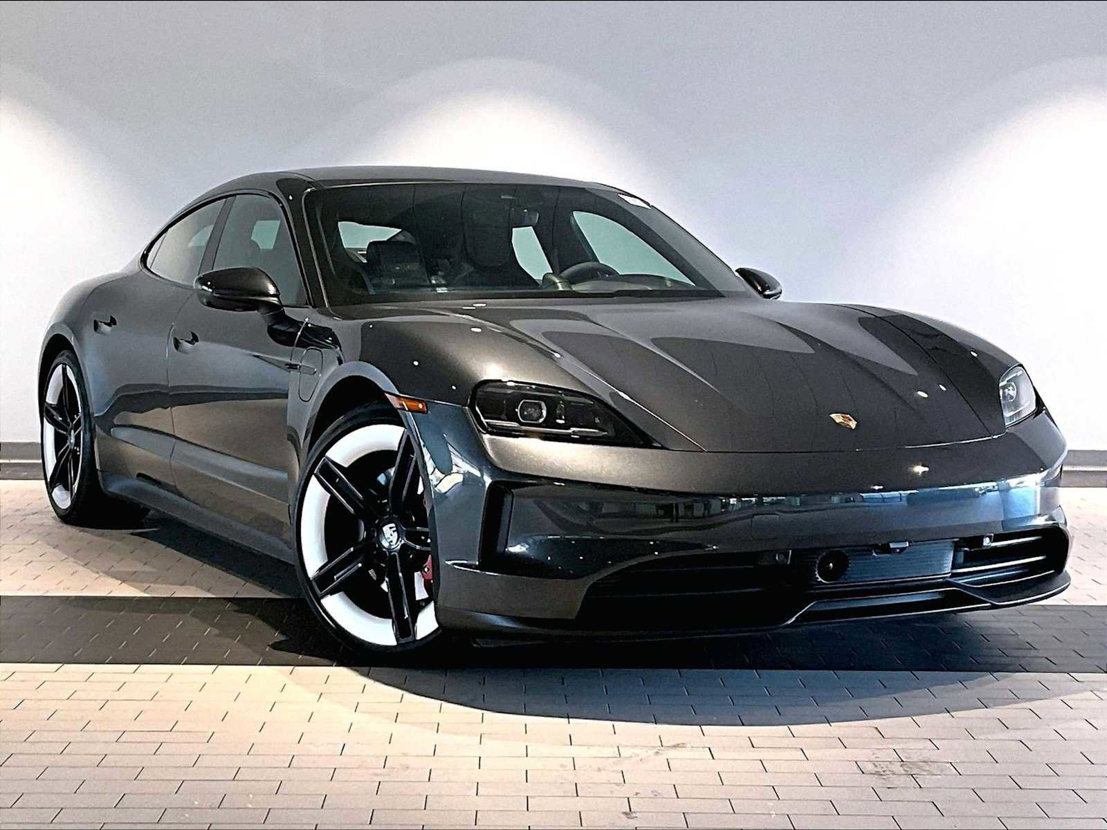 Used 2025 Porsche Taycan 4S image 12