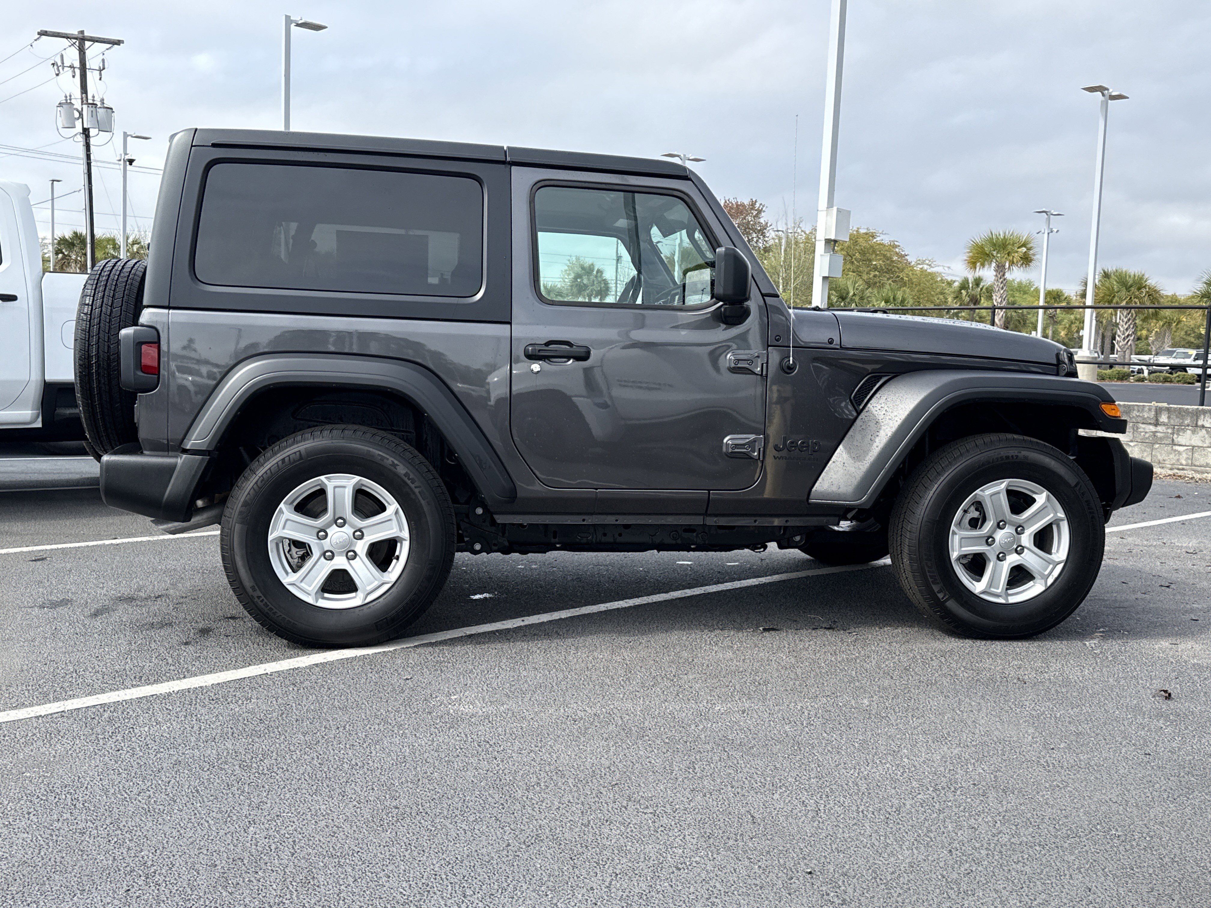 Used 2022 Jeep Wrangler Sport S image 18