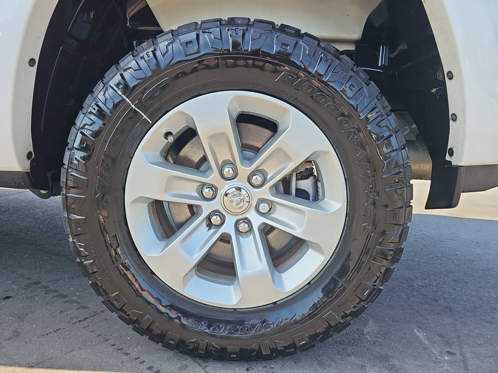Used 2019 RAM 1500 Laramie RWD image 36