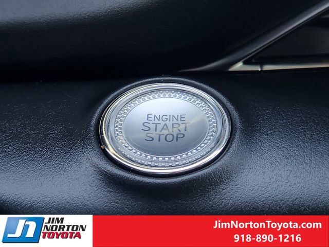 Used 2021 Genesis GV80 2.5T w/ Advanced Package 03 image 24