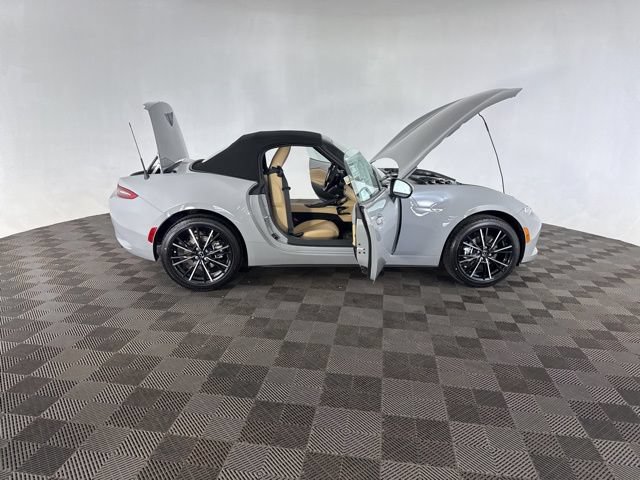 New 2026 MAZDA MX-5 Miata Grand Touring w/ Weather Package RWD image 13