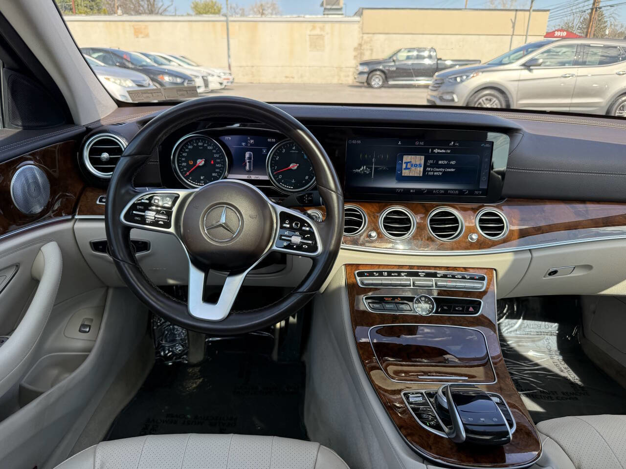 Used 2019 Mercedes-Benz E 450 4MATIC Wagon w/ Premium Package image 10