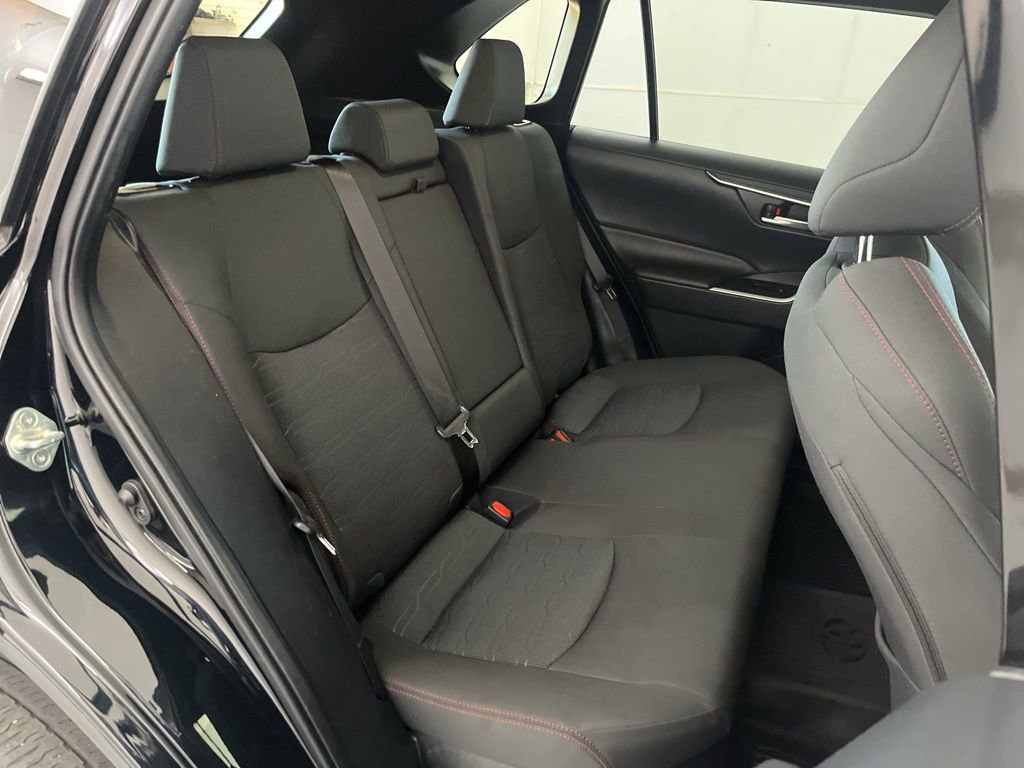 Used 2023 Toyota RAV4 SE w/ Weather & Moonroof Package image 21