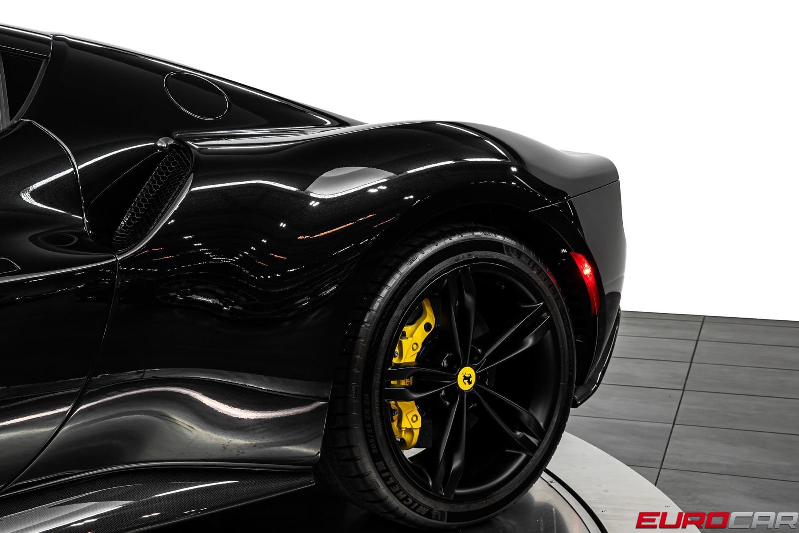 Used 2024 Ferrari 296 GTB RWD image 19