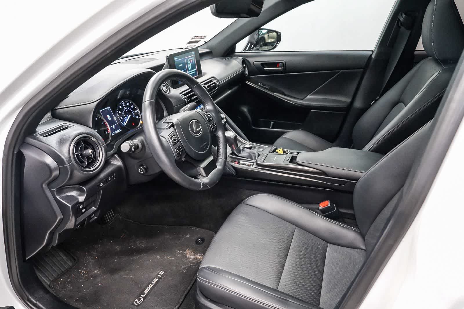 Used 2023 Lexus IS 300 w/ Premium Package RWD image 18