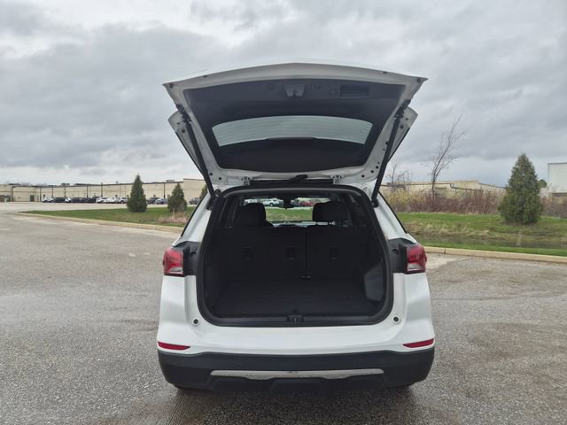 Used 2024 Chevrolet Equinox LT FWD image 10